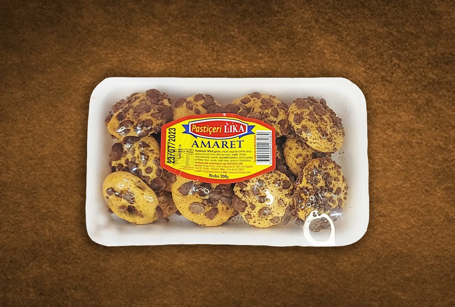 Amaretti 200 gr with Cornflakes and Chocolate
